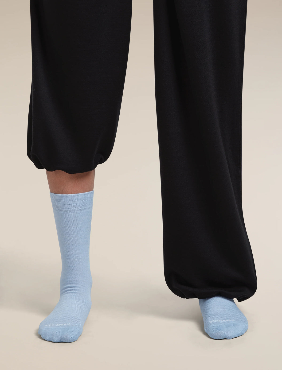 Women's Merino Lifestyle Fine Gauge Crew Socks