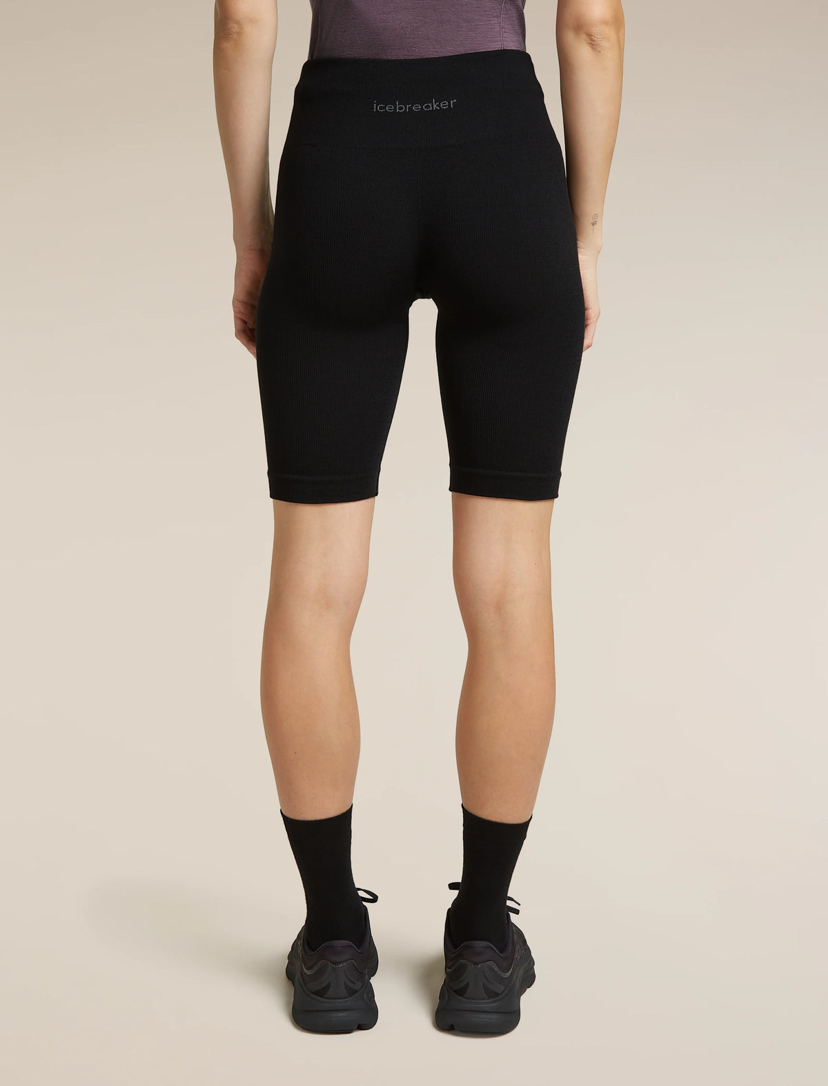 Women's Merino Blend 260 Seamless Rib 8" High Rise Shorts