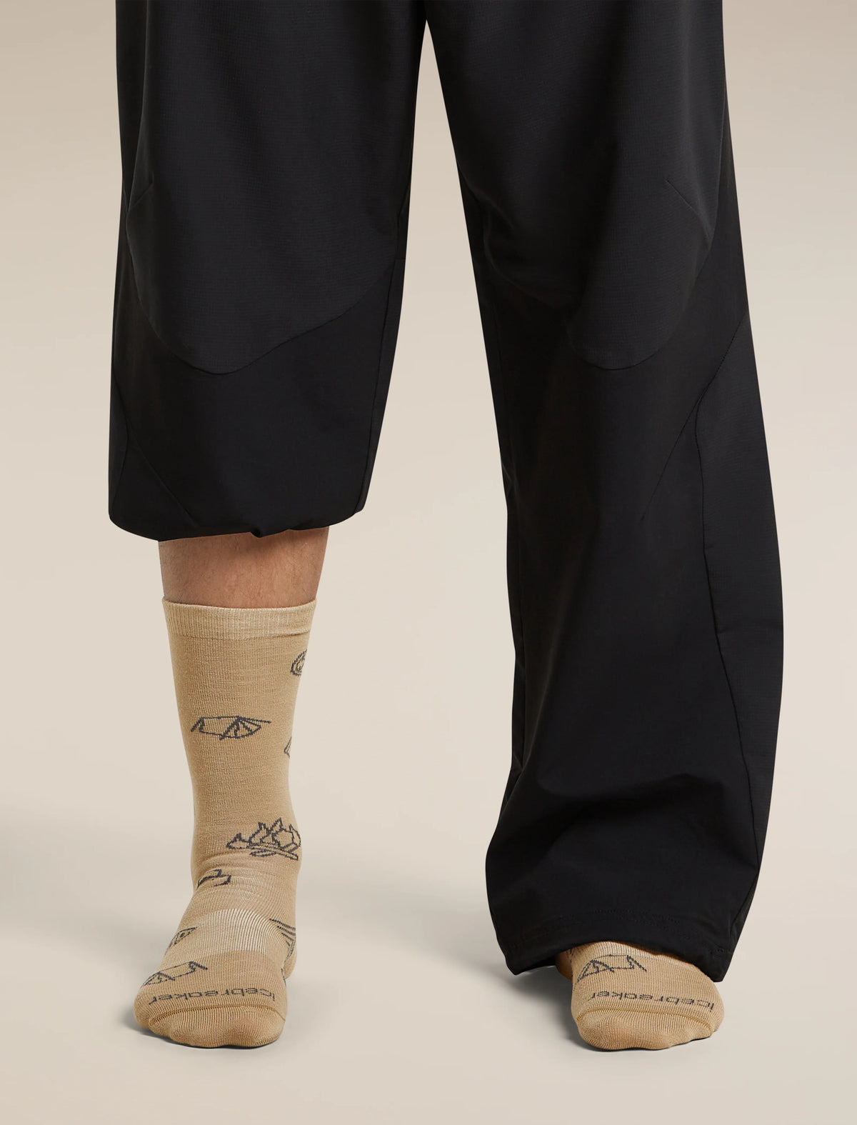 Men's Merino Lifestyle Ultralight Crew Camp Essentials Socks