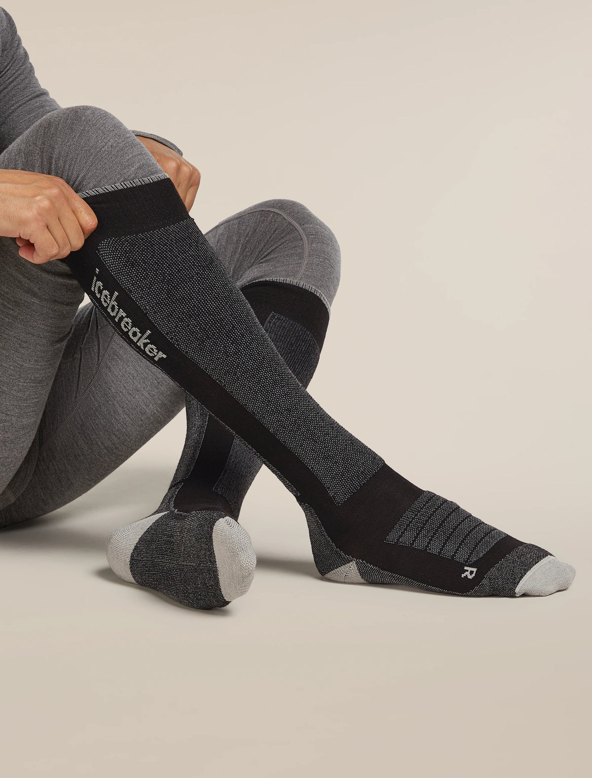Men's Merino Ski+ Medium Over The Calf Socks