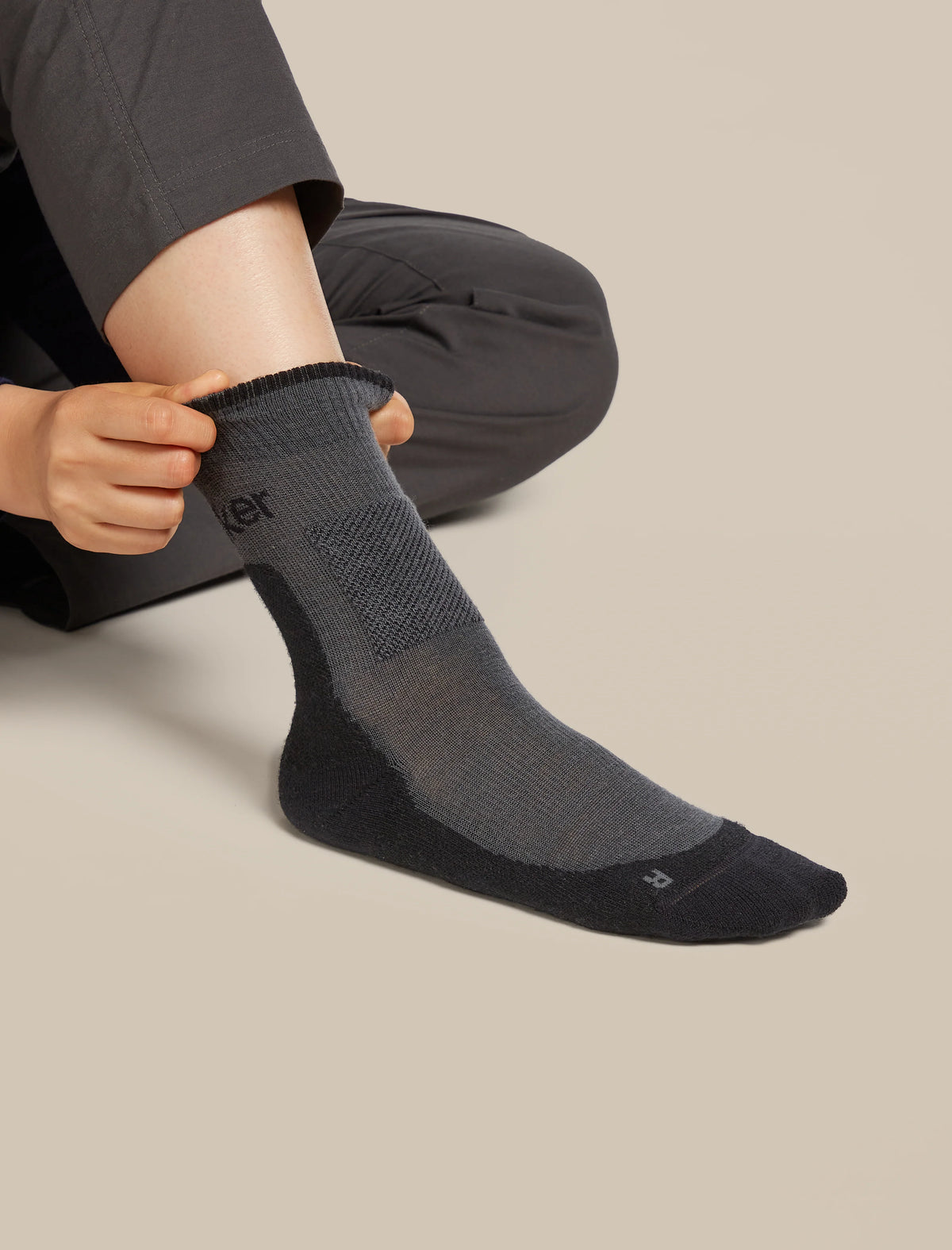 Women's Merino Hike+ Medium Crew Socks