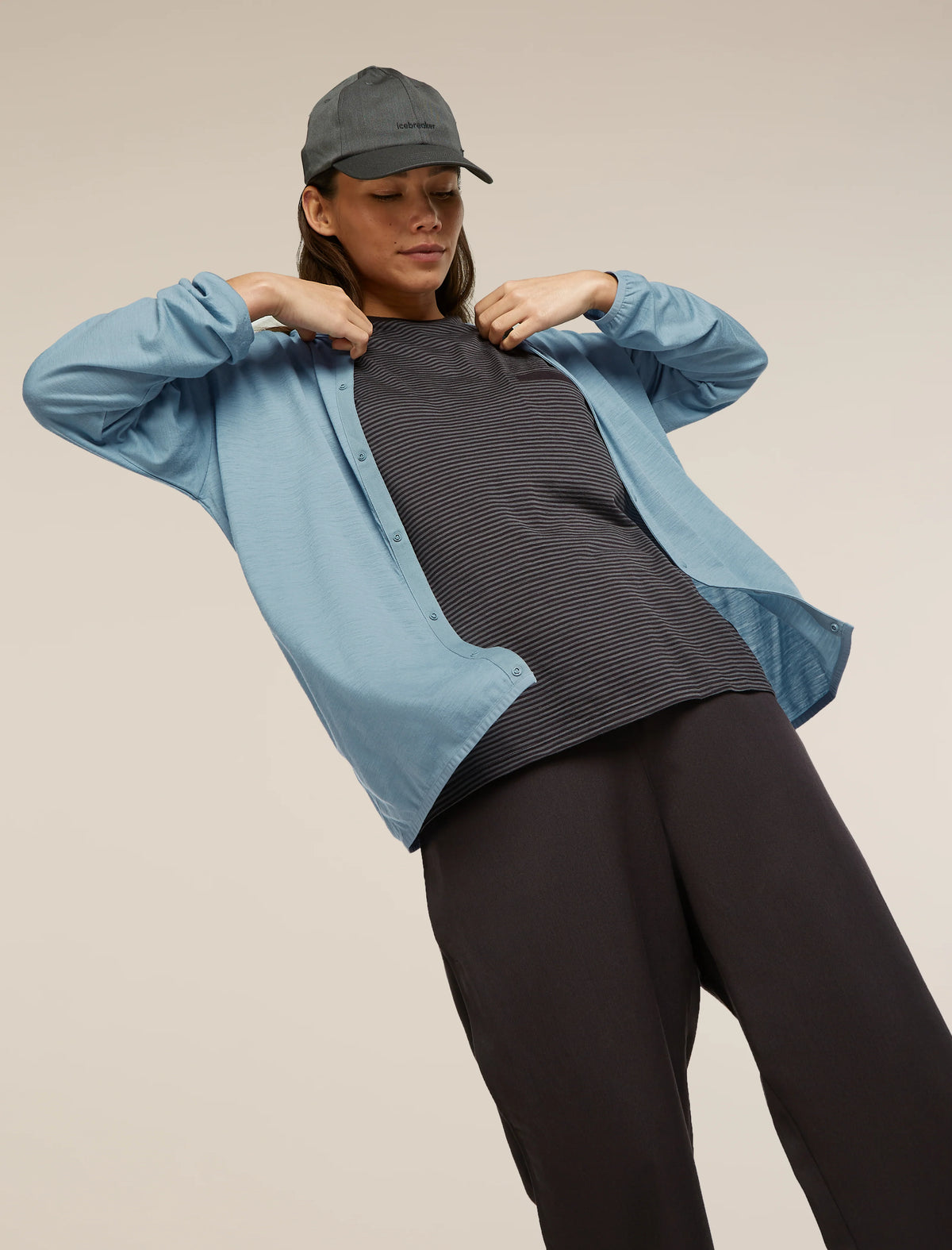 Unisex Merino 150 Round Neck Cardigan