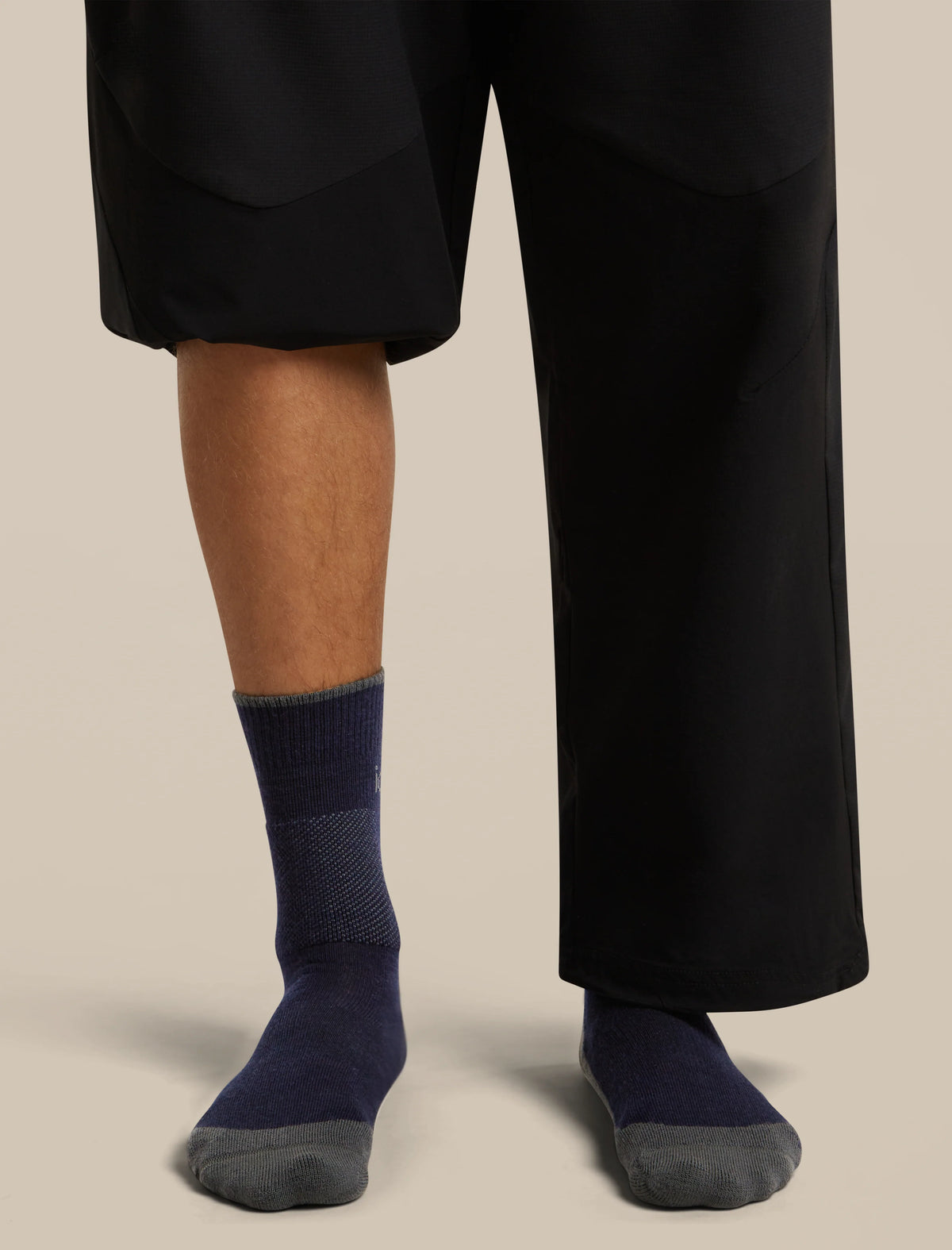 Men's Merino Hike+ Medium Crew Socks